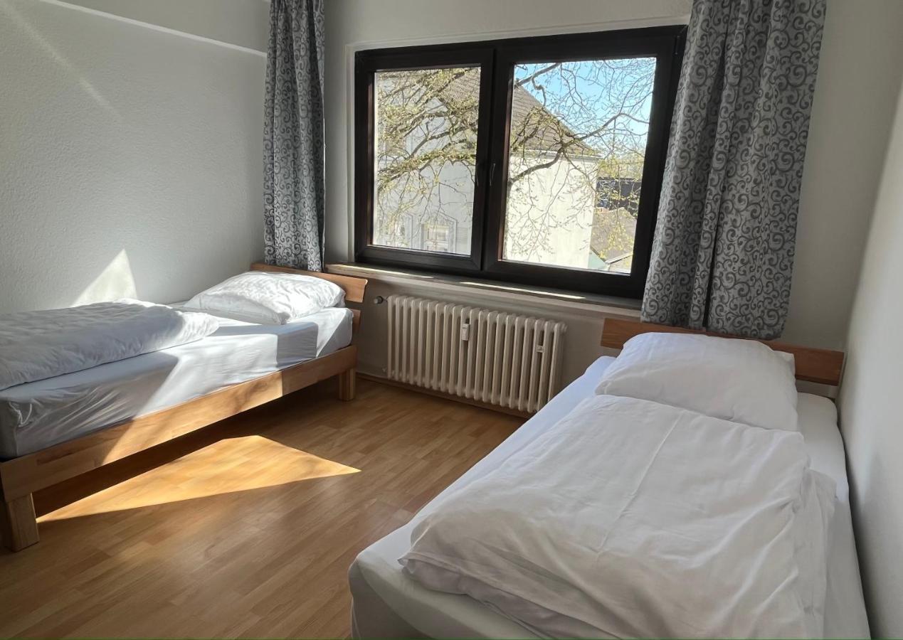 Zimmer Fuer Monteure, Handwerker Oder Reisende Έσσεν Εξωτερικό φωτογραφία