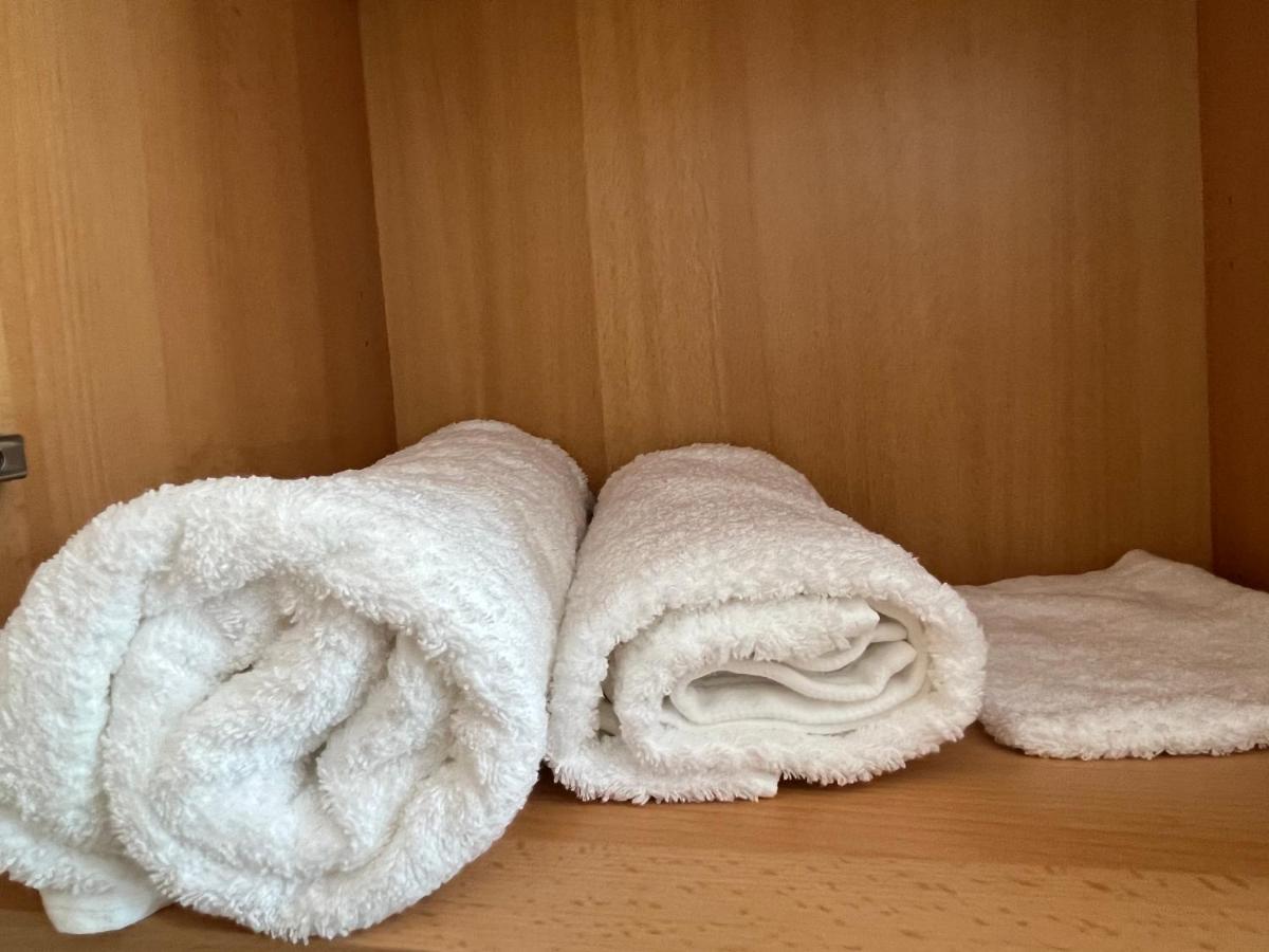 Zimmer Fuer Monteure, Handwerker Oder Reisende Έσσεν Εξωτερικό φωτογραφία