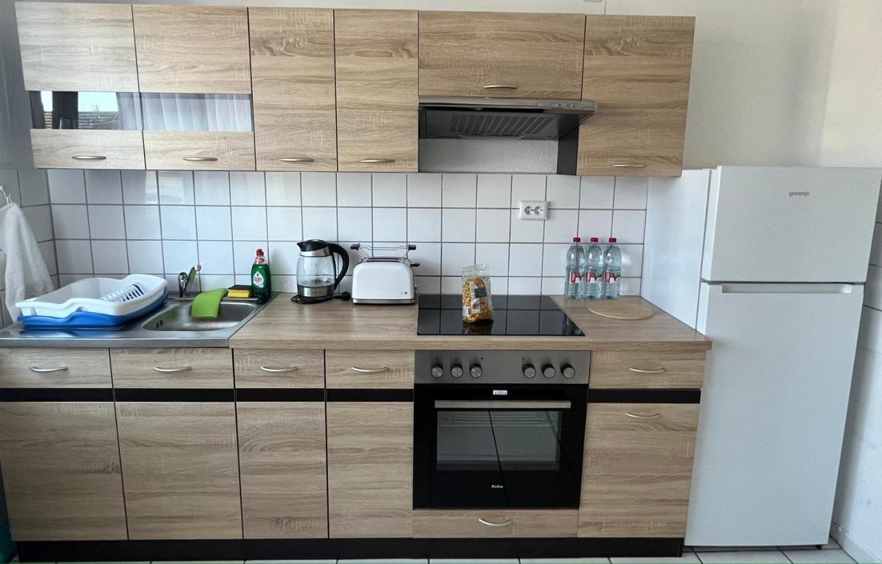 Zimmer Fuer Monteure, Handwerker Oder Reisende Έσσεν Εξωτερικό φωτογραφία